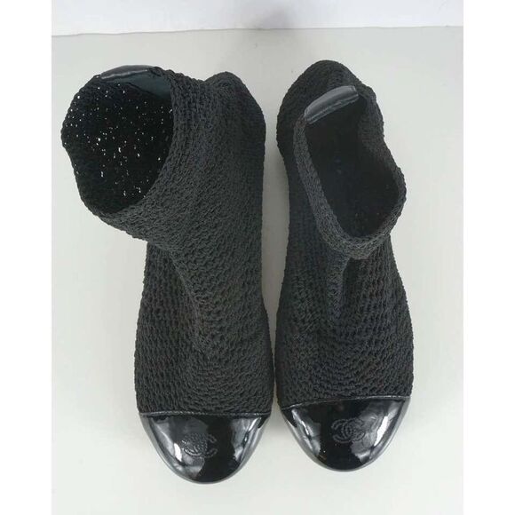 Rare CHANEL Crochet Patent Leather Cap Toe Sock Booties, Black, Size 35 - Picture 5 of 11